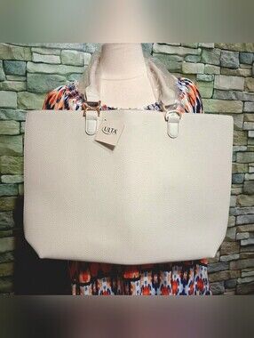 New Ulta Beauty Cream Tote Bag